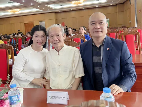 Mentor Lê Quang Dương tham dự Lễ ra mắt sách "Dưỡng sinh Đông y – Ăn uống thuận tự nhiên"